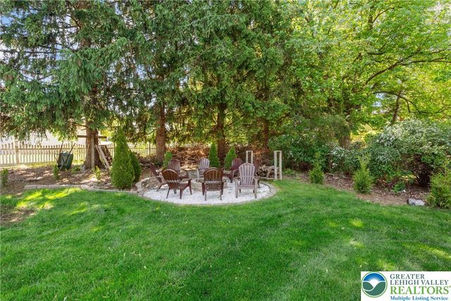 411 Nolf Road, Bushkill Twp, PA 18064