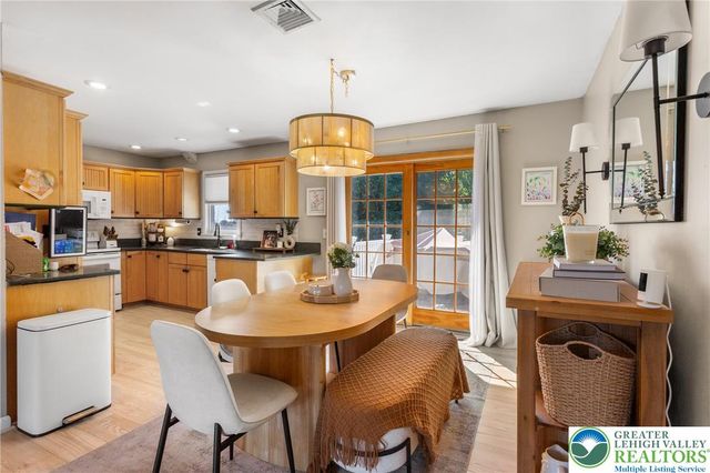 411 Nolf Road, Bushkill Twp, PA 18064