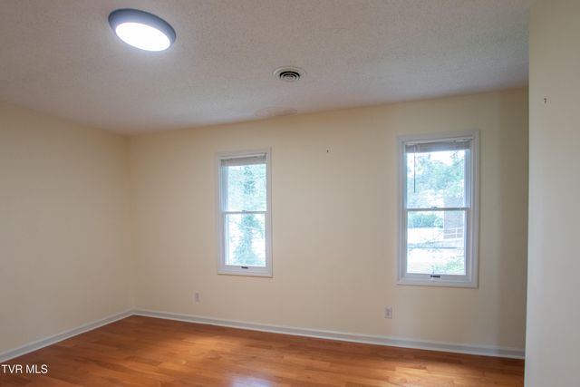 4336 Bluff City Highway Unit B5, Bluff City, TN 37618