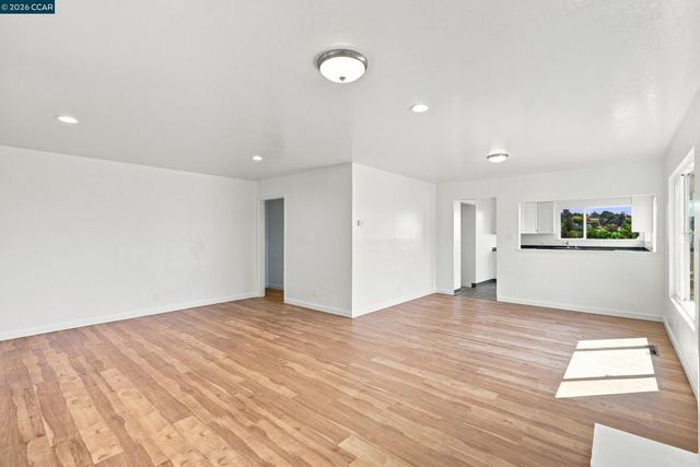 18490 Carlwyn Dr, Castro Valley, CA 94546