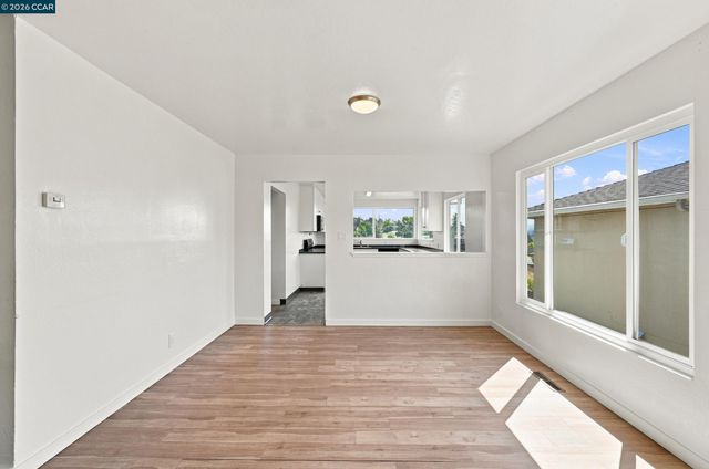 18490 Carlwyn Dr, Castro Valley, CA 94546