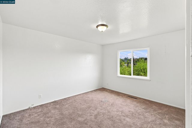 18490 Carlwyn Dr, Castro Valley, CA 94546
