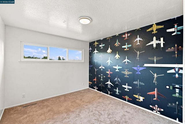 18490 Carlwyn Dr, Castro Valley, CA 94546