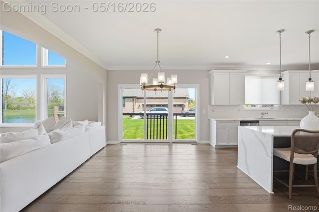 11963 Forest Brook Drive, Washington Township, MI 48094