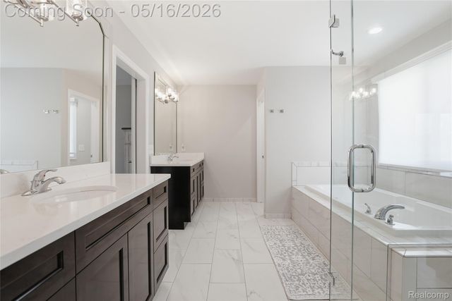 11963 Forest Brook Drive, Washington Township, MI 48094