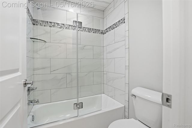 11963 Forest Brook Drive, Washington Township, MI 48094