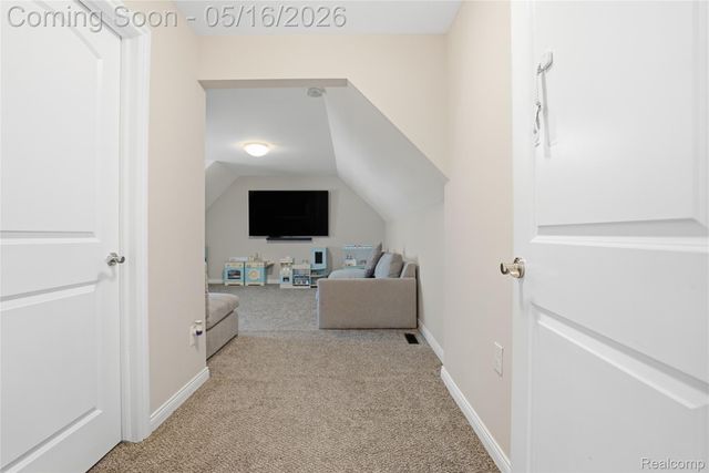 11963 Forest Brook Drive, Washington Township, MI 48094