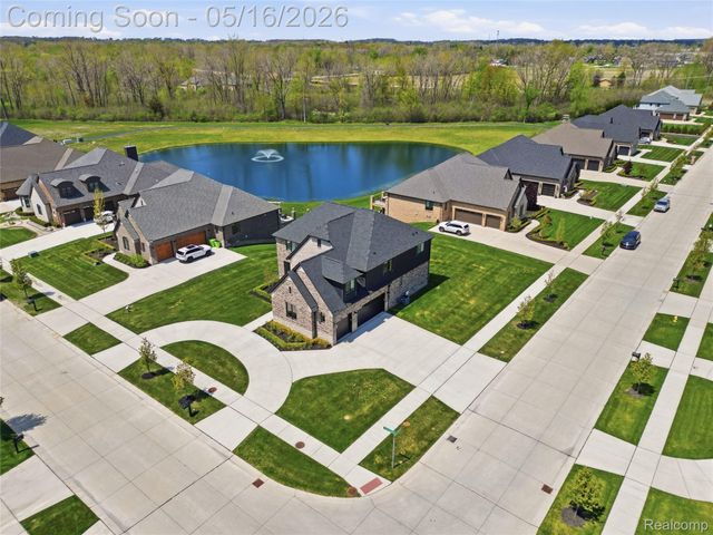 11963 Forest Brook Drive, Washington Township, MI 48094