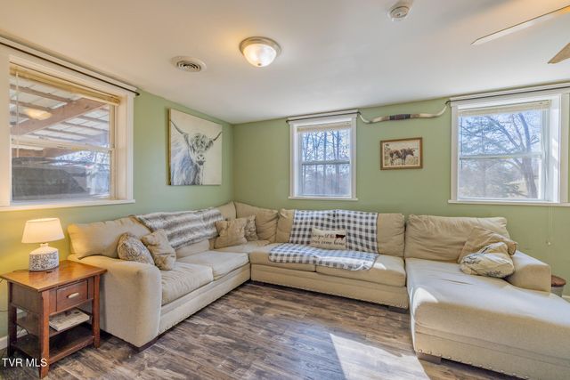 184 & 202 Sandidge Hollow Road, Surgoinsville, TN 37873