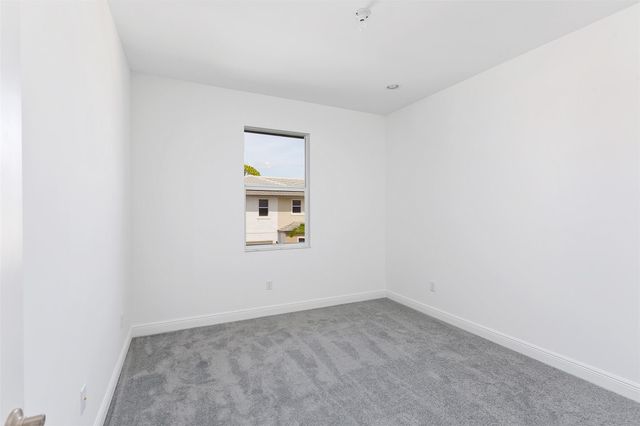 6975 PINES CIRCLE 33, Coconut Creek, FL 33073