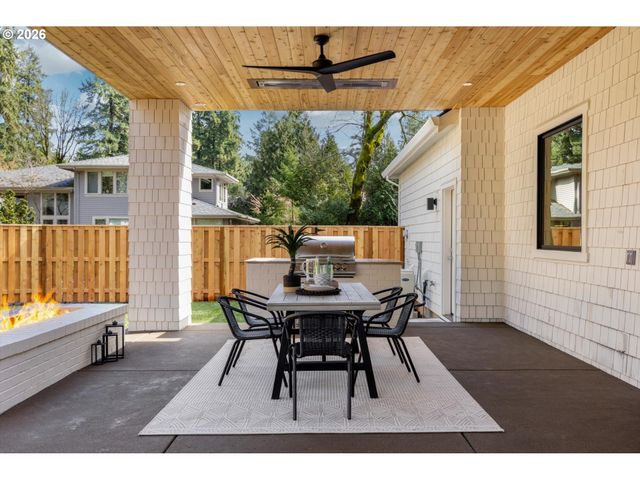 3525 LAKE GROVE Ave, Lake Oswego, OR 97035