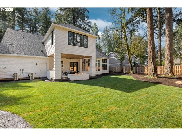 3525 LAKE GROVE Ave, Lake Oswego, OR 97035