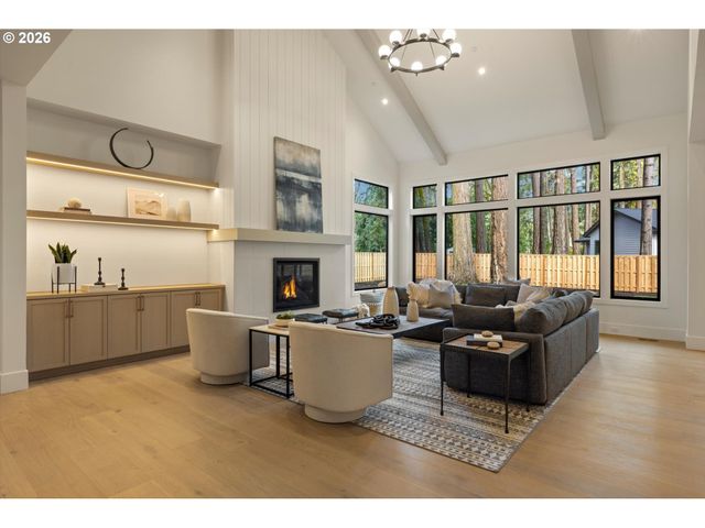 3525 LAKE GROVE Ave, Lake Oswego, OR 97035