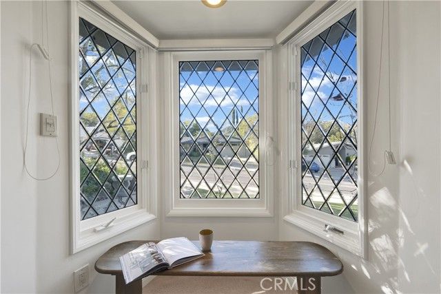 12670 Byron Avenue, Granada Hills (los Angeles), CA 91344