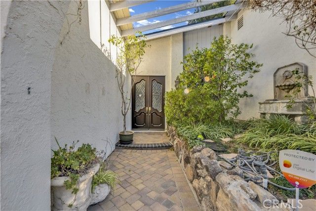 12670 Byron Avenue, Granada Hills (los Angeles), CA 91344