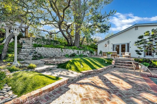 12670 Byron Avenue, Granada Hills (los Angeles), CA 91344