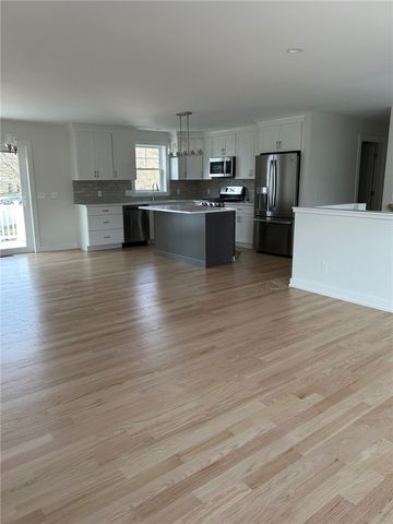 51 Red Maple Lane, Warwick, RI 02886