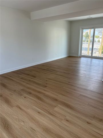 51 Red Maple Lane, Warwick, RI 02886