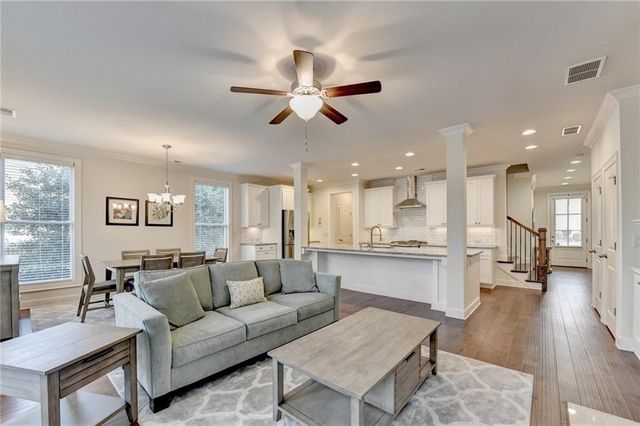 5260 Cresslyn Ridge, Johns Creek, GA 30005