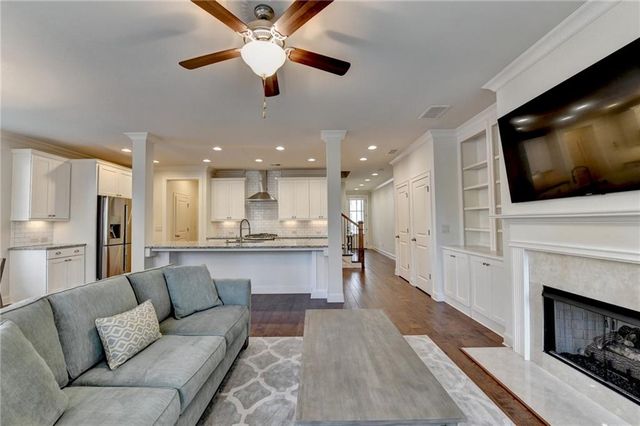 5260 Cresslyn Ridge, Johns Creek, GA 30005