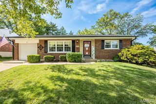 8405 Rockhaven Lane, Affton, MO 63123