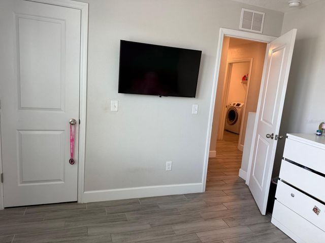 1148 ANCHOR BEND DRIVE, Ruskin, FL 33570