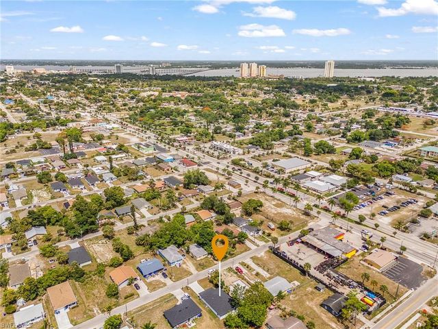 2161 Ben ST, Fort Myers, FL 33916