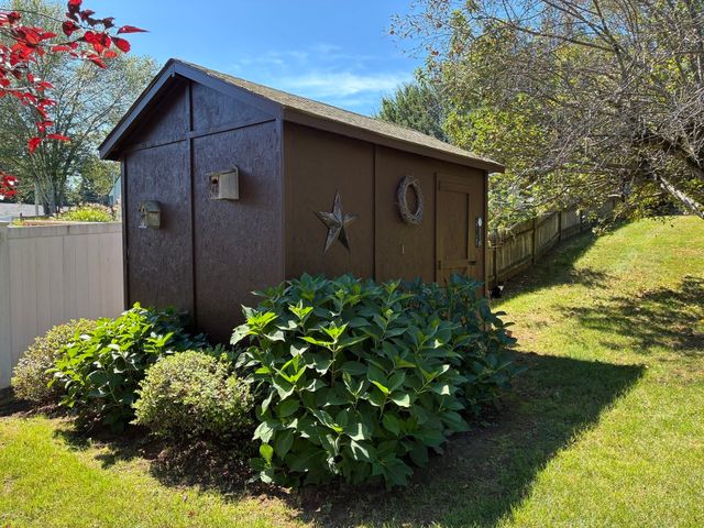 901 Homestead Avenue, Holyoke, MA 01040