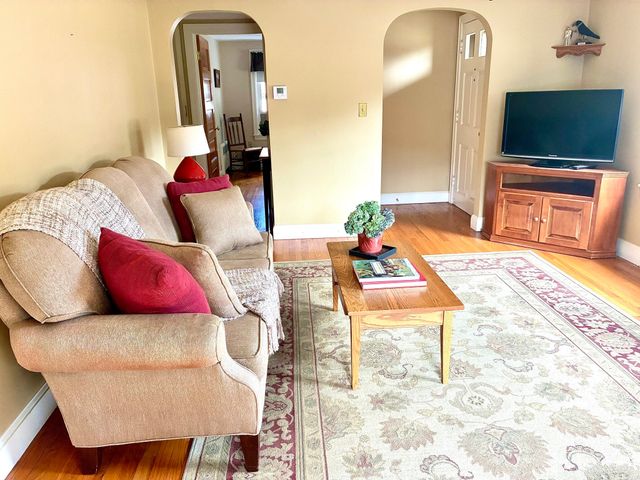 901 Homestead Avenue, Holyoke, MA 01040