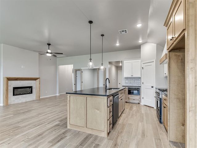 8655 Kayce Street, El Reno, OK 73036