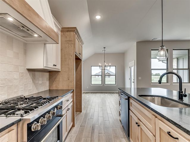 8655 Kayce Street, El Reno, OK 73036