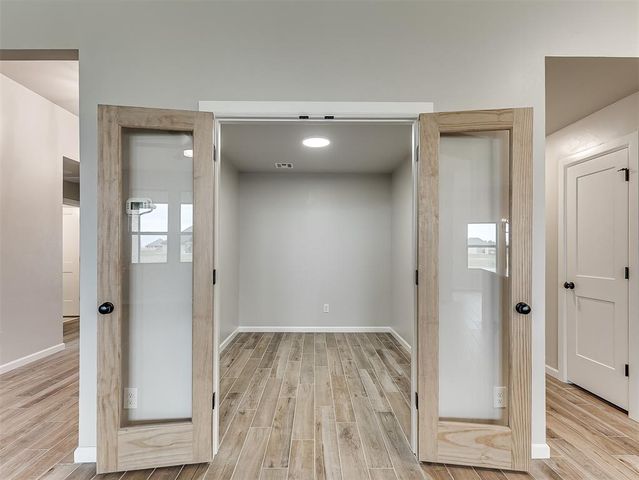 8655 Kayce Street, El Reno, OK 73036
