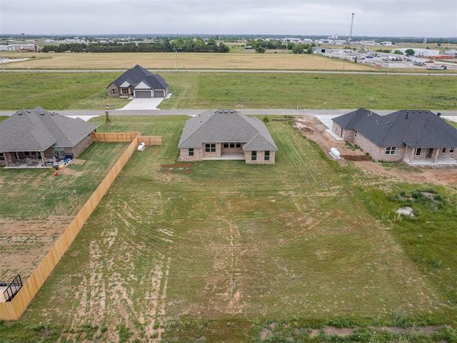 8655 Kayce Street, El Reno, OK 73036