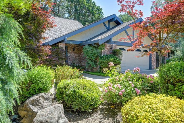 7671 Greenhaven Dr, Sacramento, CA 95831