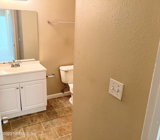 8160 E SAN JOSE MANOR Drive E 4, Jacksonville, FL 32217