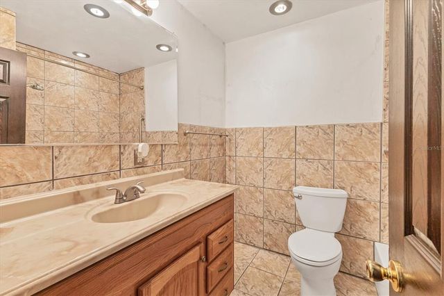 1054 13TH AVENUE S, St Petersburg, FL 33705