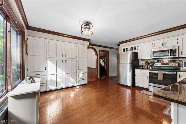7739 Starcliff Avenue NW, North Canton, OH 44720