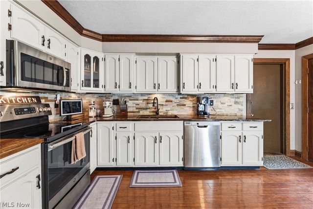 7739 Starcliff Avenue NW, North Canton, OH 44720
