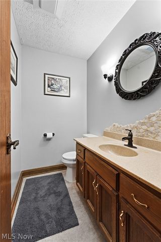 7739 Starcliff Avenue NW, North Canton, OH 44720