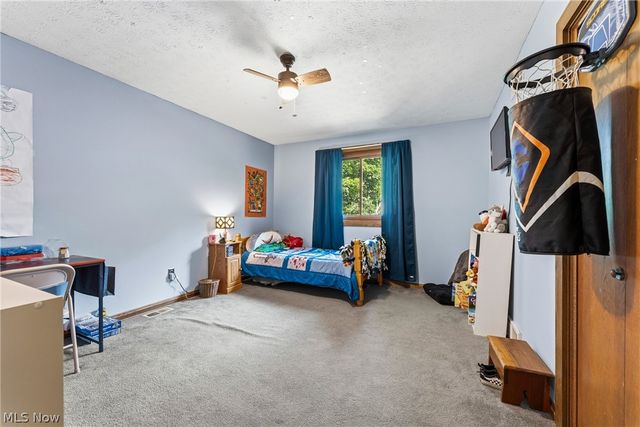 7739 Starcliff Avenue NW, North Canton, OH 44720
