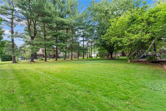 7739 Starcliff Avenue NW, North Canton, OH 44720