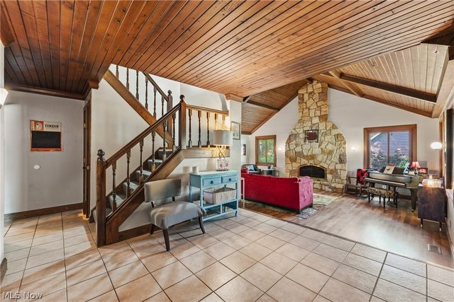 7739 Starcliff Avenue NW, North Canton, OH 44720