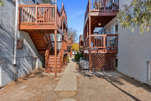 9421 Kelvin Lane 3153, Schiller Park, IL 60176
