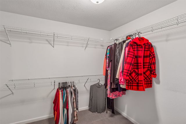 1511 Nine Iron Drive, West Des Moines, IA 50266