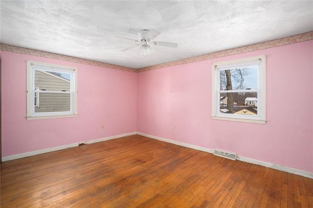 247 Asylum Road, Warwick, RI 02886