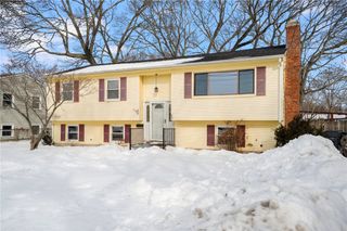 247 Asylum Road, Warwick, RI 02886
