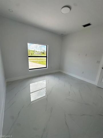 821 Bell BLVD S, Lehigh Acres, FL 33974