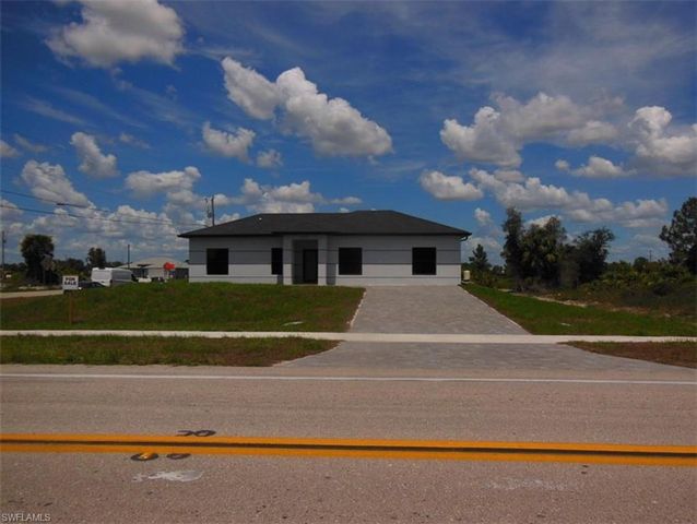 821 Bell BLVD S, Lehigh Acres, FL 33974