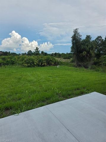 821 Bell BLVD S, Lehigh Acres, FL 33974