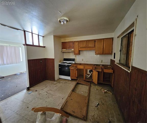 10308 Lord Drive, St Louis, MO 63136